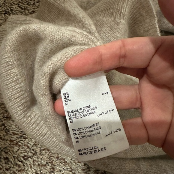 New with tag Women's 100% Cashmere Turtleneck Sweater M - Picture 6 of 6